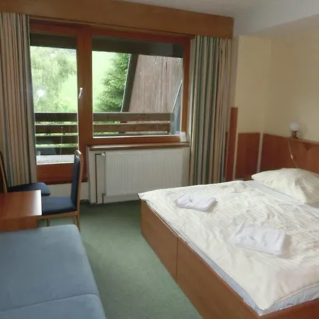 Parkhotel 호텔 하라포프